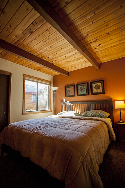 Wildhorn Tahoe Donner Vacation Rental Bedroom 2